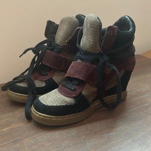 Ash wedge sneaker